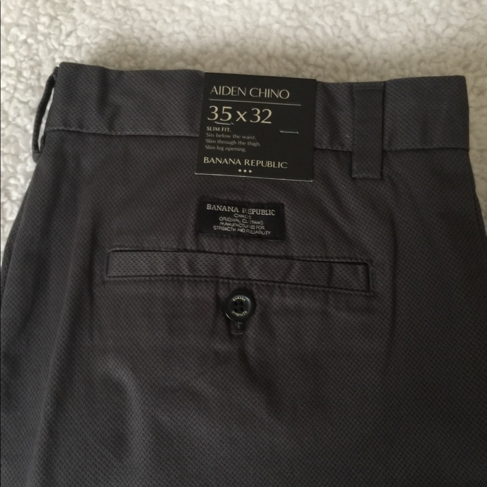 Gray diamond printed chinos